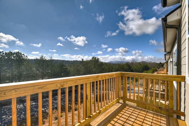 Unit 7 Grove Loop, Blue Ridge, GA 30513