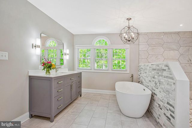 2512 HOBBITS LN, Davidsonville, MD 21035