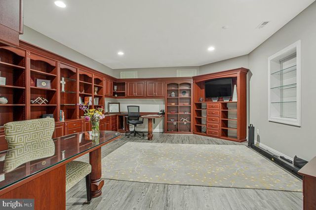 2512 HOBBITS LN, Davidsonville, MD 21035