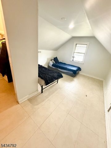 73 Raritan Ave, Paterson City, NJ 07503