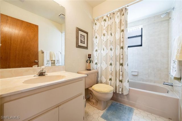 17796 Acacia DR, North Fort Myers, FL 33917