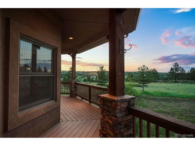 387 Crossing Cir, Castle Pines, CO 80108