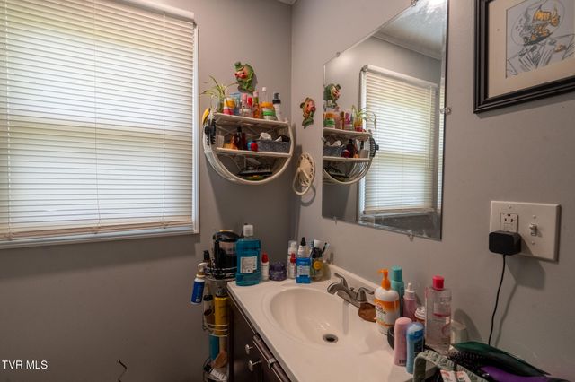 2305&2303 Abbott Drive, Johnson City, TN 37601