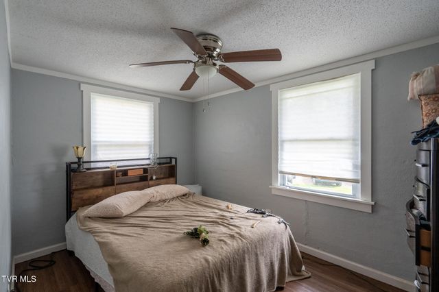 2305&2303 Abbott Drive, Johnson City, TN 37601