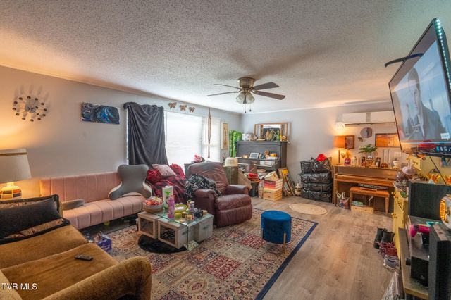 2305&2303 Abbott Drive, Johnson City, TN 37601