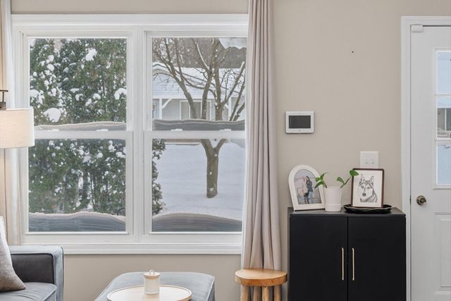 447 Stonehenge Street SE, Grand Rapids, MI 49548