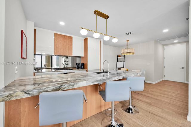 2831 S Bayshore Dr 2201, Miami, FL 33133