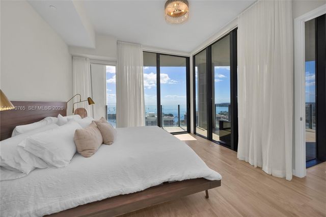 2831 S Bayshore Dr 2201, Miami, FL 33133