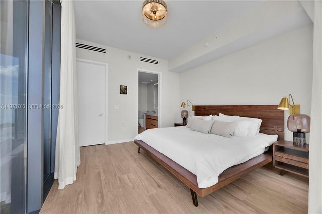 2831 S Bayshore Dr 2201, Miami, FL 33133