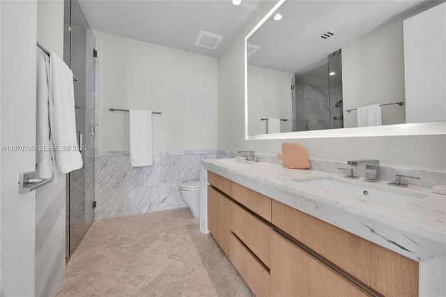 2831 S Bayshore Dr 2201, Miami, FL 33133