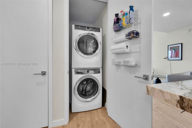 2831 S Bayshore Dr 2201, Miami, FL 33133