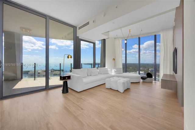 2831 S Bayshore Dr 2201, Miami, FL 33133