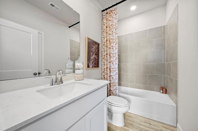 4460 Wisenbaker Way, Bryan, TX 77801