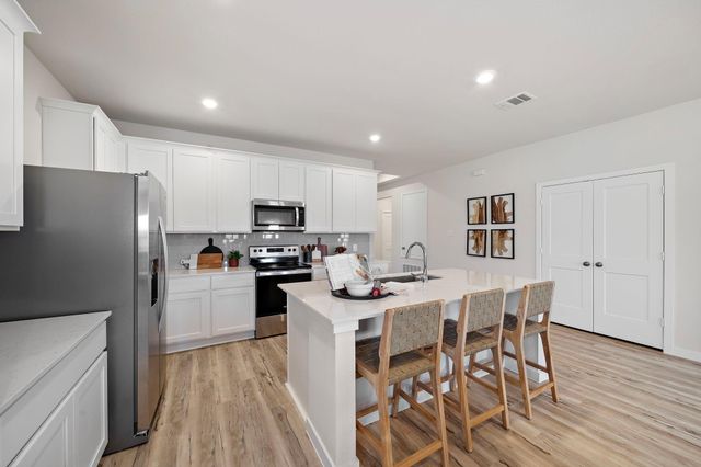 4460 Wisenbaker Way, Bryan, TX 77801