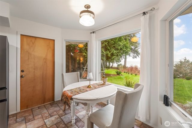 8617 Semiahmoo Drive, Blaine, WA 98230