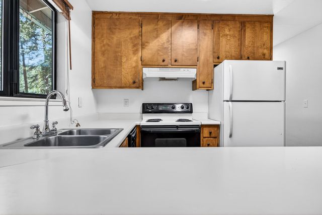 2346 Black Oak Dr, Arnold, CA 95223