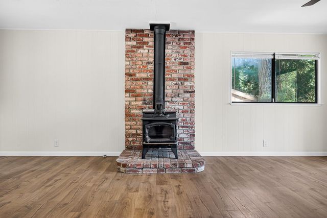 2346 Black Oak Dr, Arnold, CA 95223
