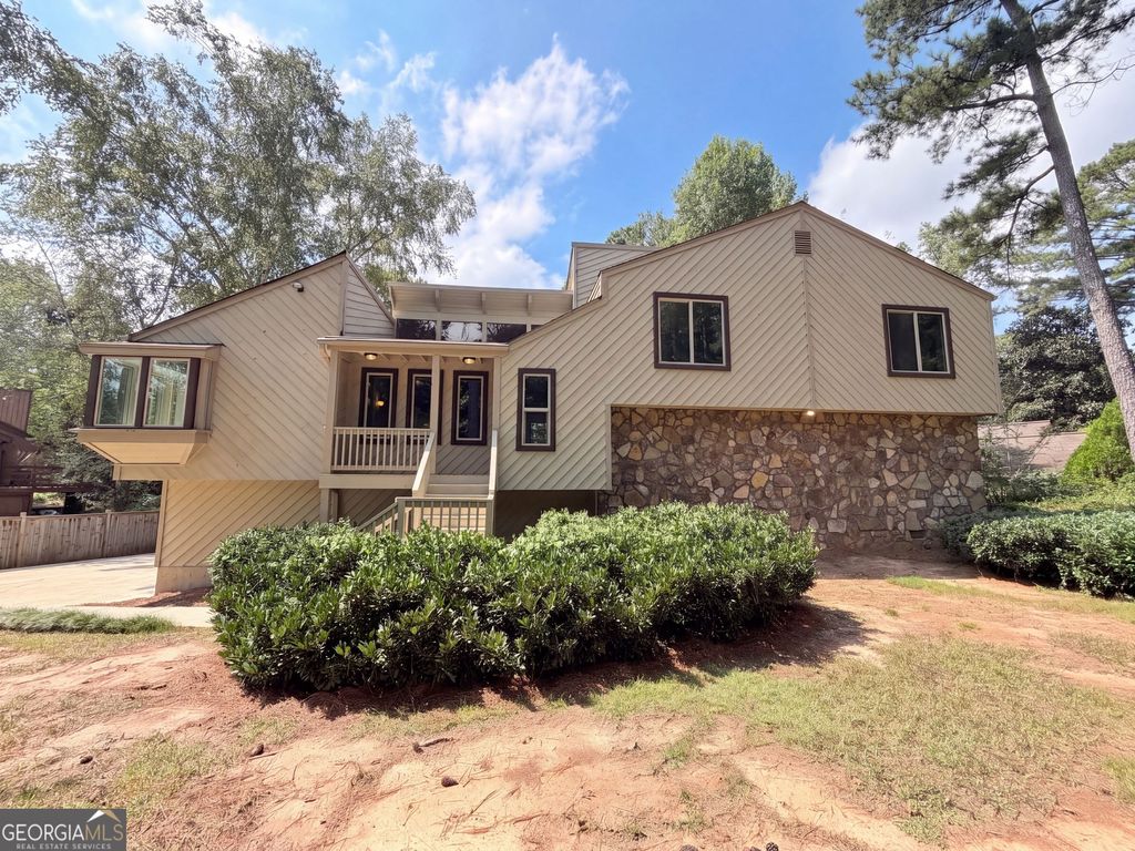 3962 Spalding Hollow, Peachtree Corners, GA 30092 — exterior