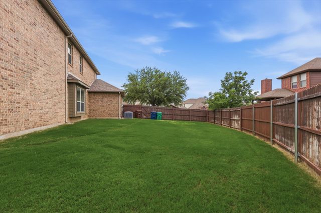 7105 Edwards Road, Denton, TX 76208