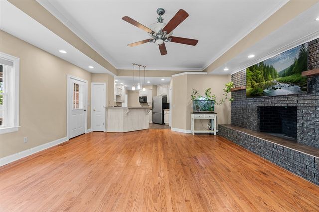 709 W Main Street, Pickens, SC 29671