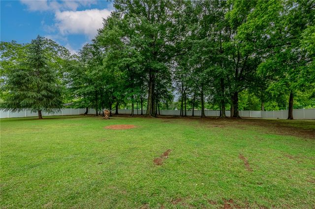 709 W Main Street, Pickens, SC 29671