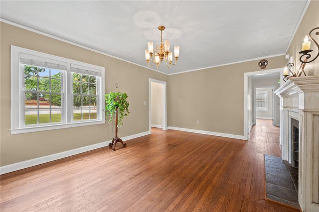 709 W Main Street, Pickens, SC 29671