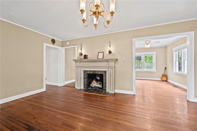 709 W Main Street, Pickens, SC 29671
