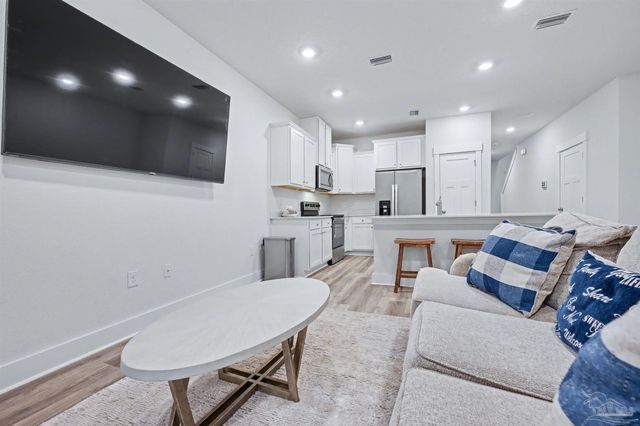 2946 Overcup St, Pensacola, FL 32514