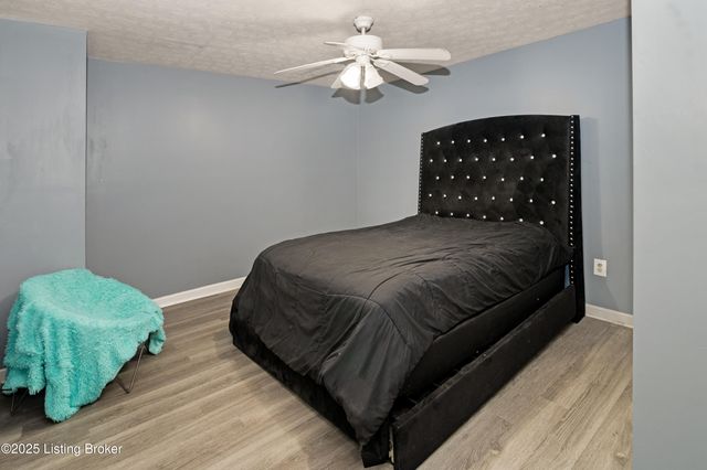 1926 W Chestnut St, Louisville, KY 40203