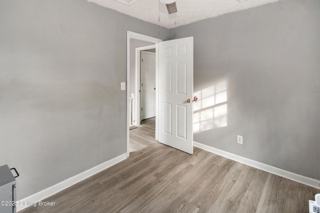 1926 W Chestnut St, Louisville, KY 40203