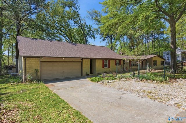 2612 Vista Drive SE, Huntsville, AL 35803