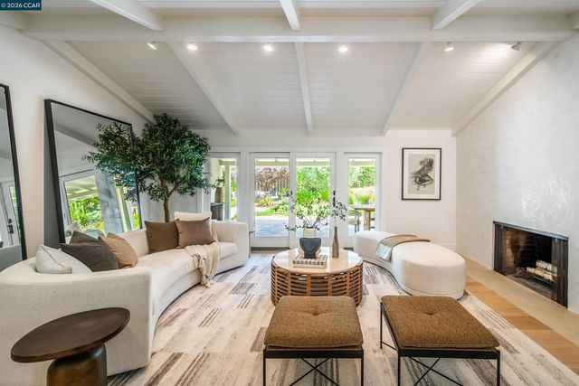 848 Santa Maria Way, Lafayette, CA 94549