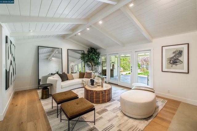 848 Santa Maria Way, Lafayette, CA 94549