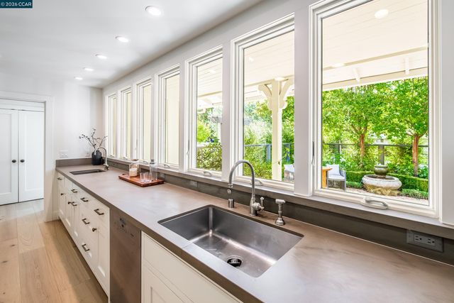 848 Santa Maria Way, Lafayette, CA 94549