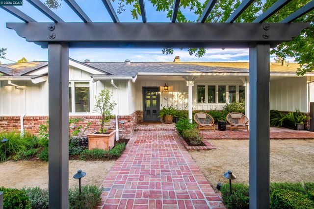 848 Santa Maria Way, Lafayette, CA 94549