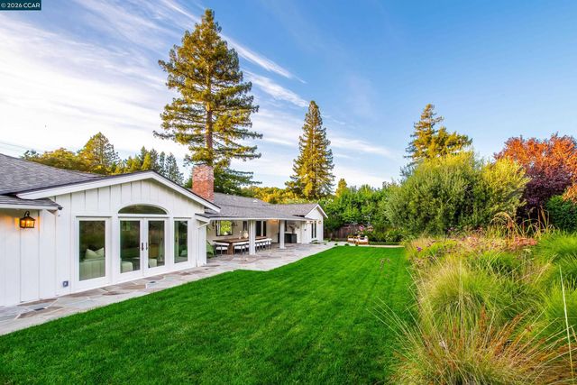 848 Santa Maria Way, Lafayette, CA 94549