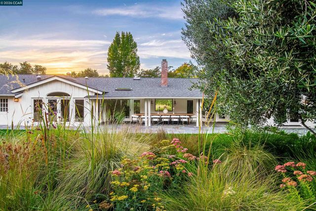 848 Santa Maria Way, Lafayette, CA 94549