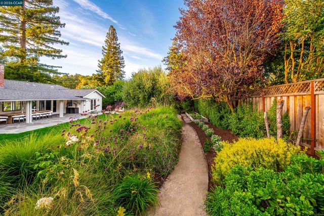 848 Santa Maria Way, Lafayette, CA 94549