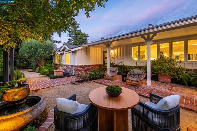 848 Santa Maria Way, Lafayette, CA 94549