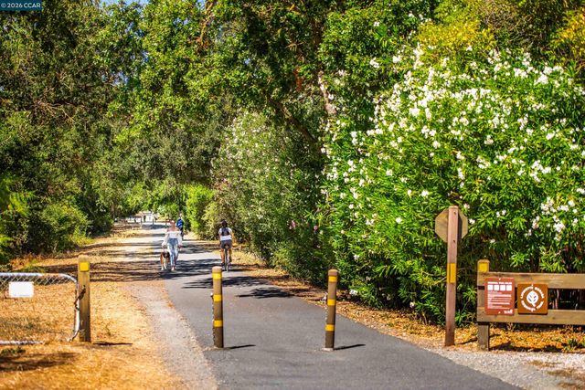 848 Santa Maria Way, Lafayette, CA 94549