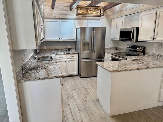 1652 PALM HILL DRIVE, Longwood, FL 32750