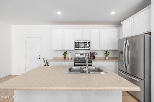 2019 N MARKETSIDE Avenue, Buckeye, AZ 85396