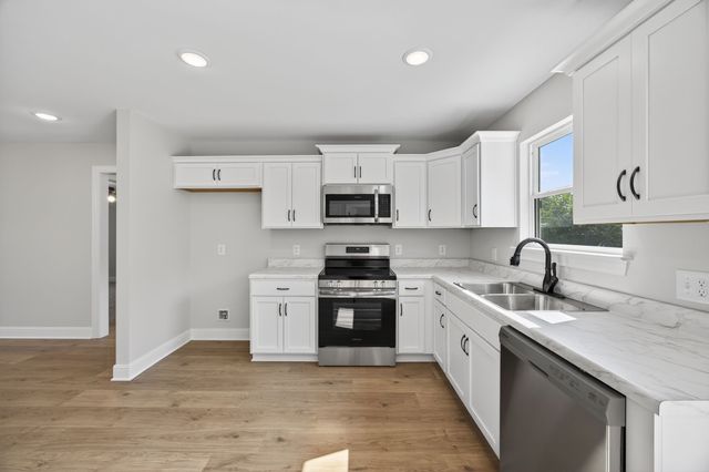 1022 West College Lot 2, Greenbrier, TN 37073