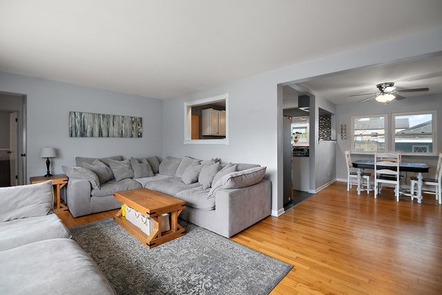 514 Fitch Road, Chicago Heights, IL 60411