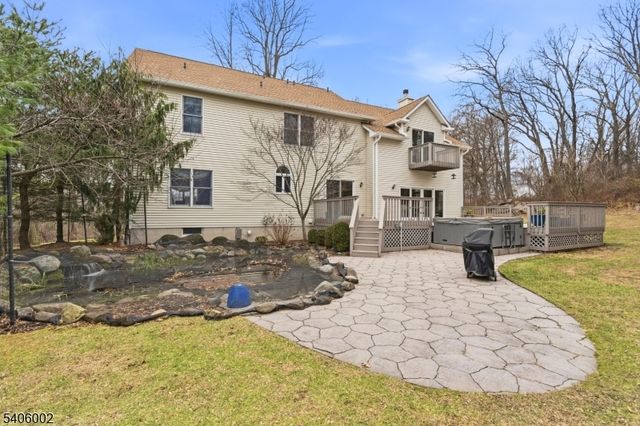 118 Apgar Way, Bethlehem Twp., NJ 08802