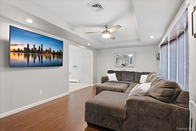 9 Adrian Drive, Ronkonkoma, NY 11779