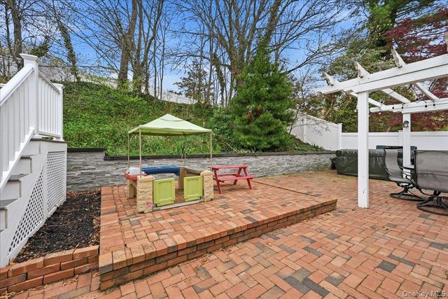 9 Adrian Drive, Ronkonkoma, NY 11779