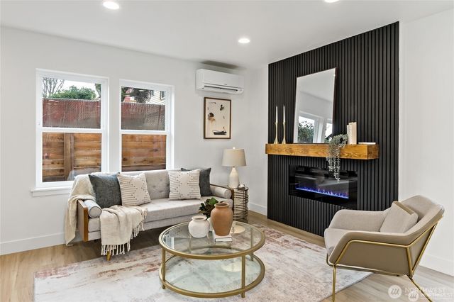 3511 SW Trenton Street, Seattle, WA 98126