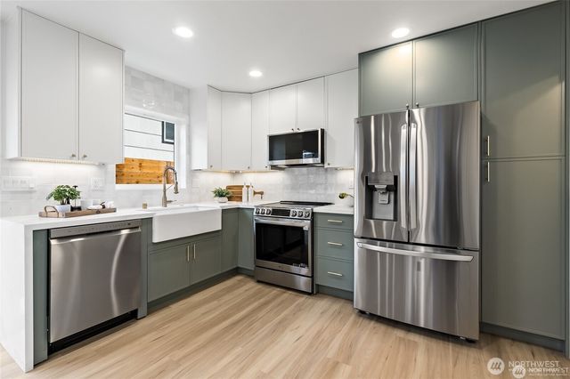 3511 SW Trenton Street, Seattle, WA 98126