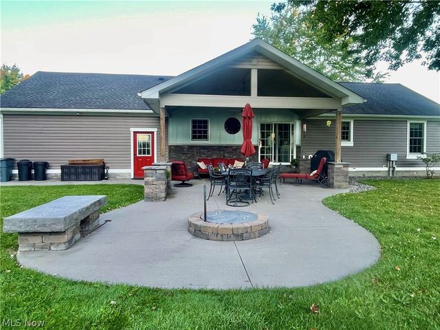 6120 Ridge Road, Cortland, OH 44410